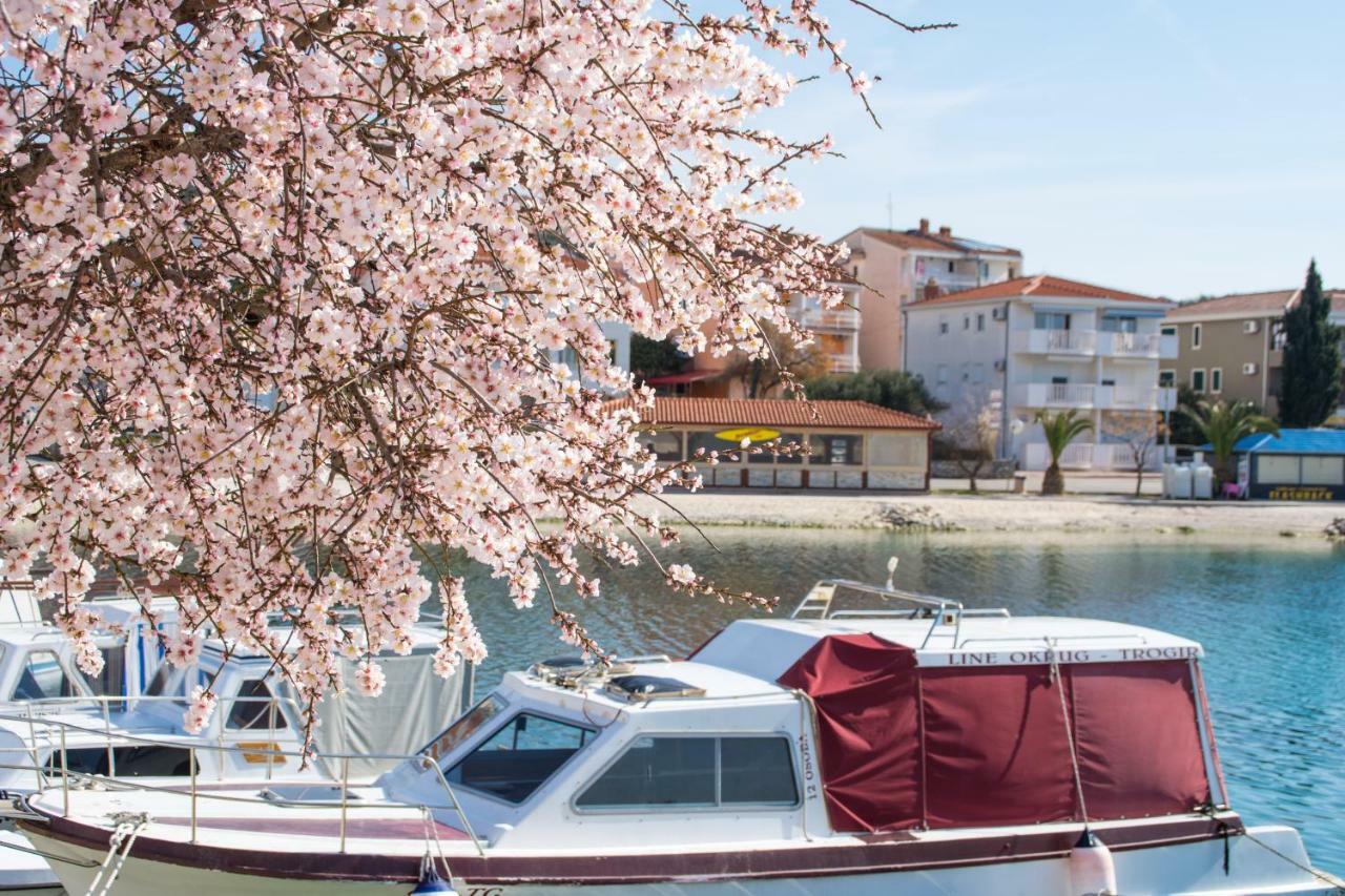 Apartmani Island Trogir Dış mekan fotoğraf